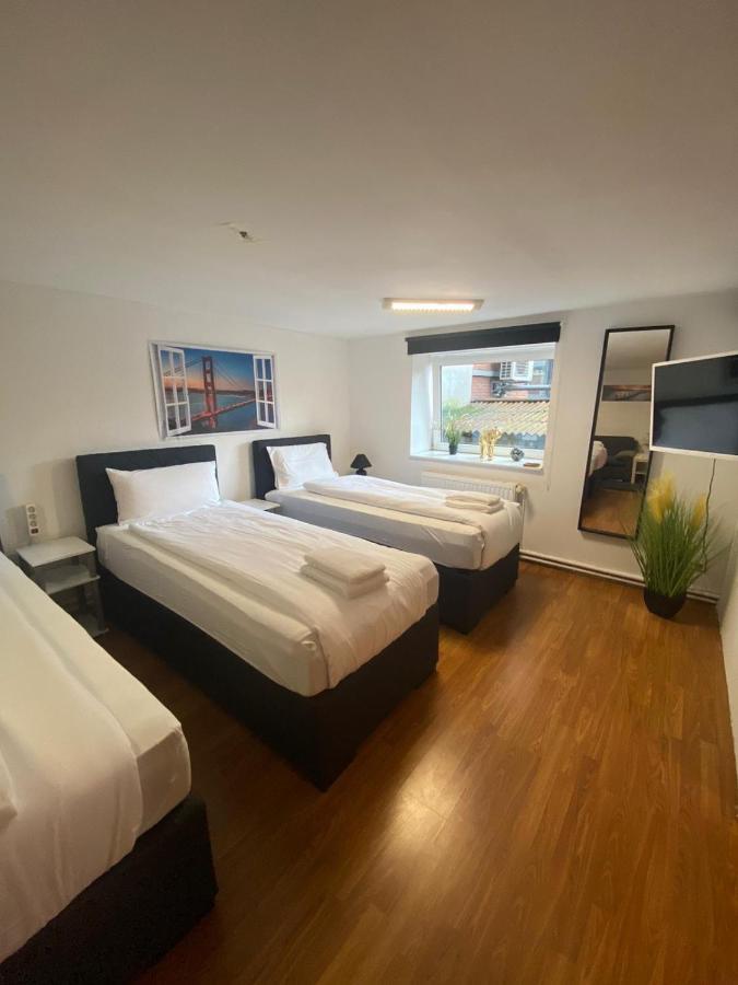 City Apartments Direkt Am Hauptbahnhof - Perfekt Fuer Pendler Und Monteure Neumünster Esterno foto