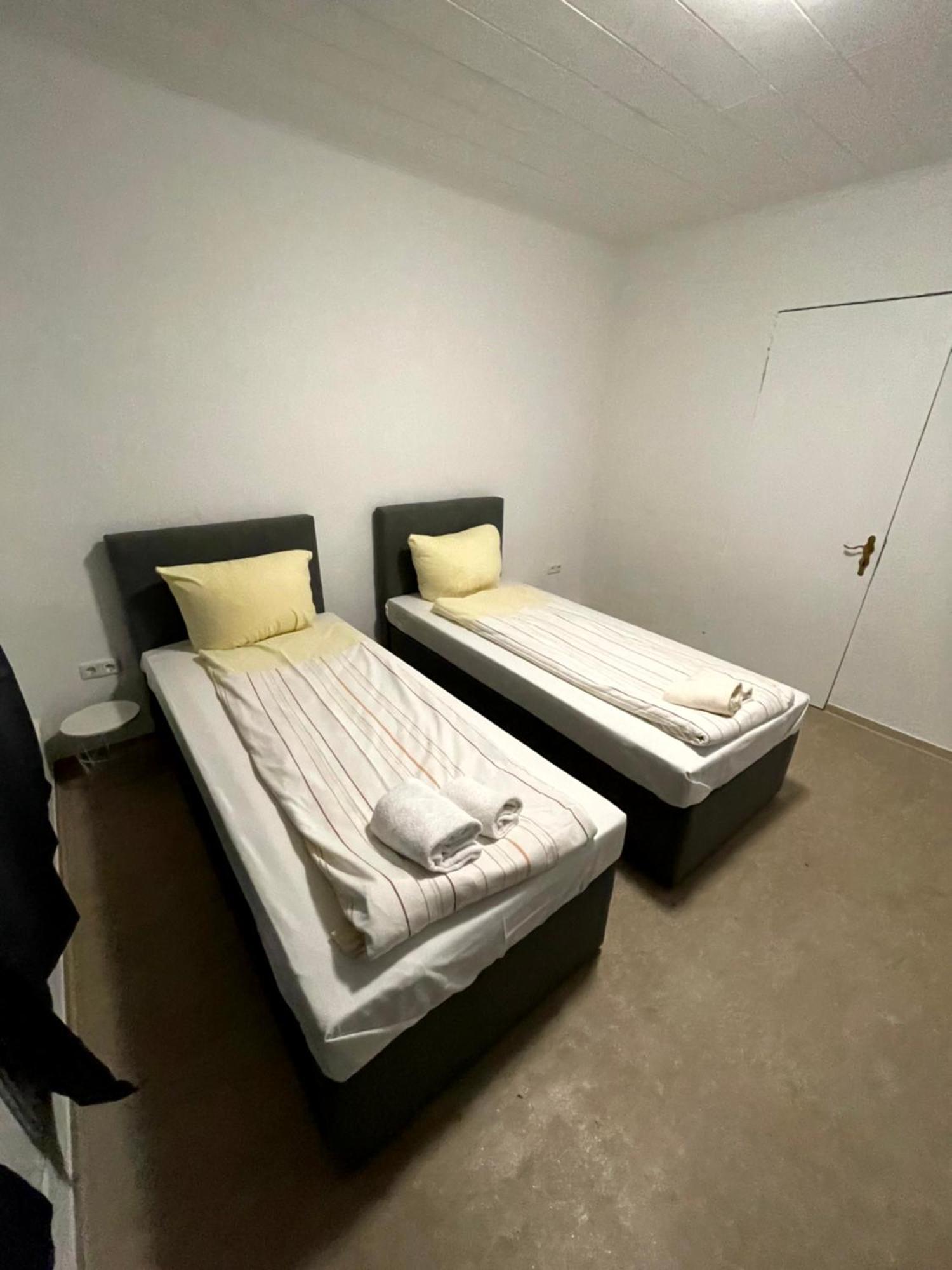 City Apartments Direkt Am Hauptbahnhof - Perfekt Fuer Pendler Und Monteure Neumünster Esterno foto