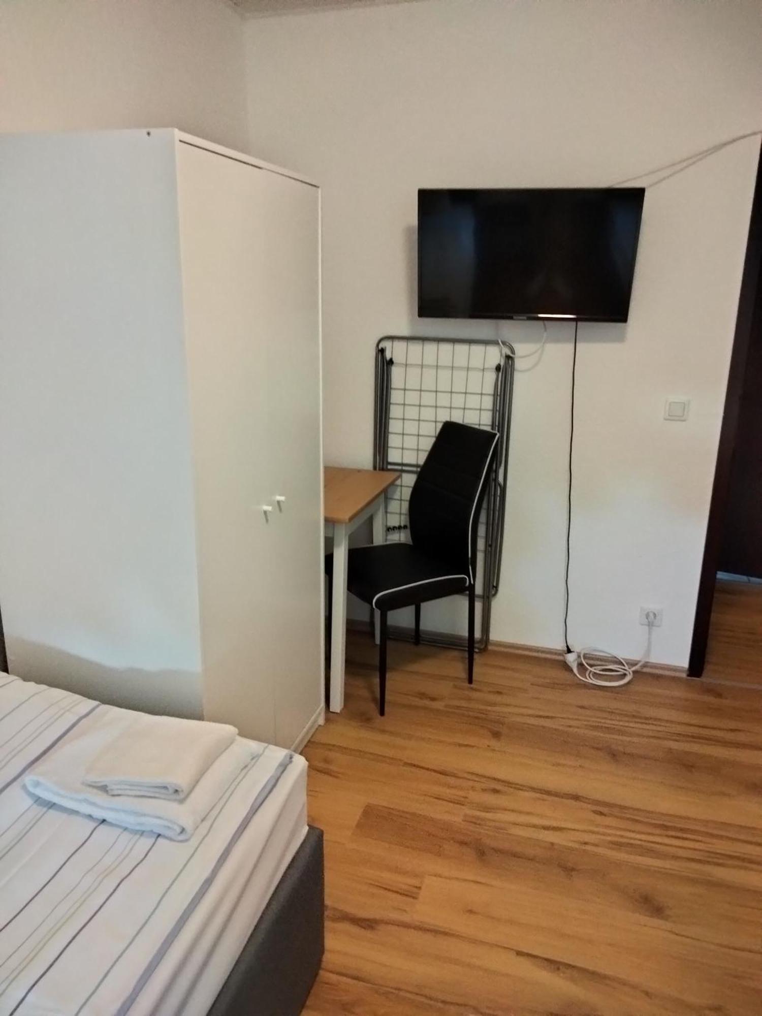 City Apartments Direkt Am Hauptbahnhof - Perfekt Fuer Pendler Und Monteure Neumünster Esterno foto