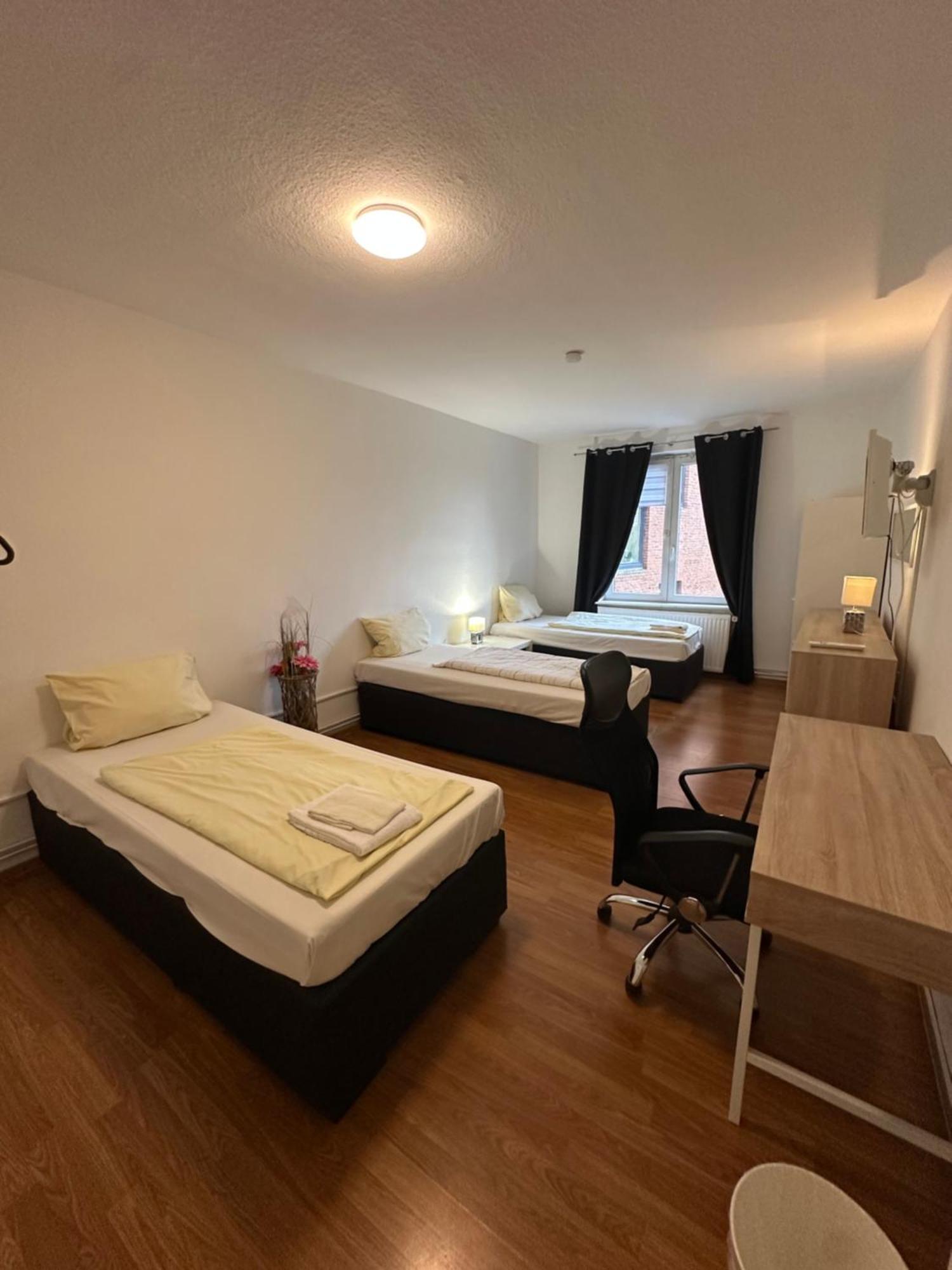 City Apartments Direkt Am Hauptbahnhof - Perfekt Fuer Pendler Und Monteure Neumünster Esterno foto