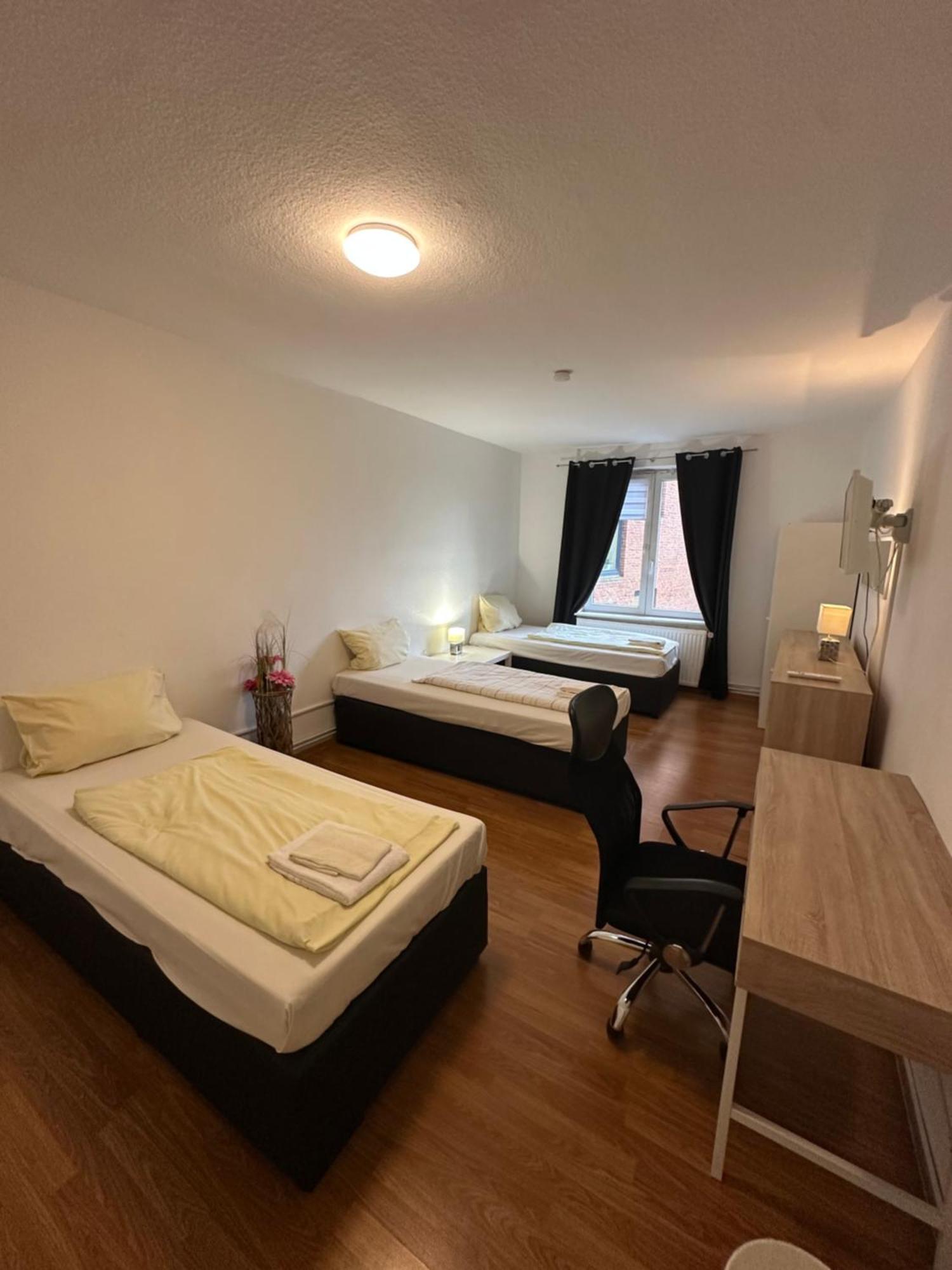 City Apartments Direkt Am Hauptbahnhof - Perfekt Fuer Pendler Und Monteure Neumünster Esterno foto