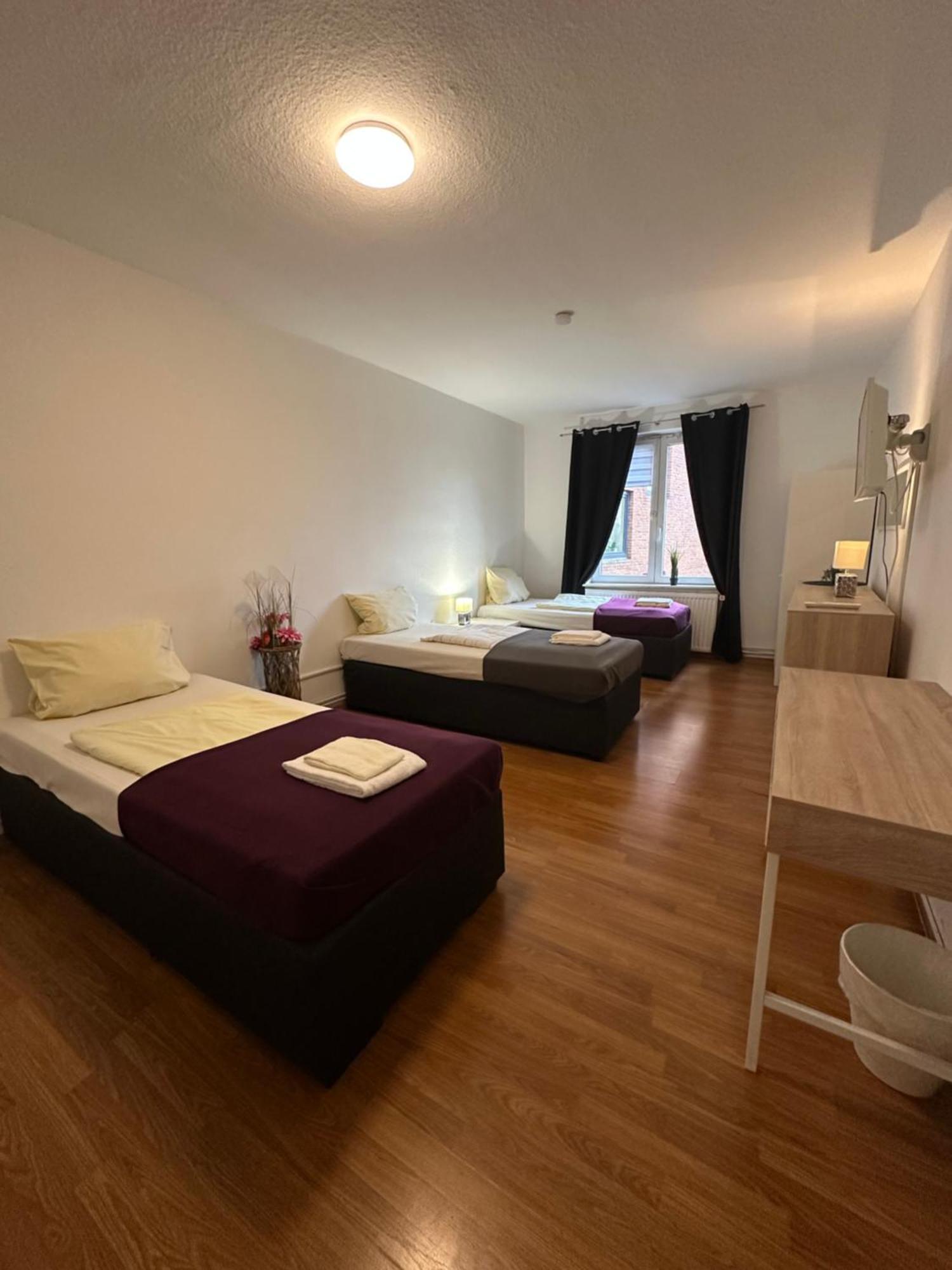 City Apartments Direkt Am Hauptbahnhof - Perfekt Fuer Pendler Und Monteure Neumünster Esterno foto